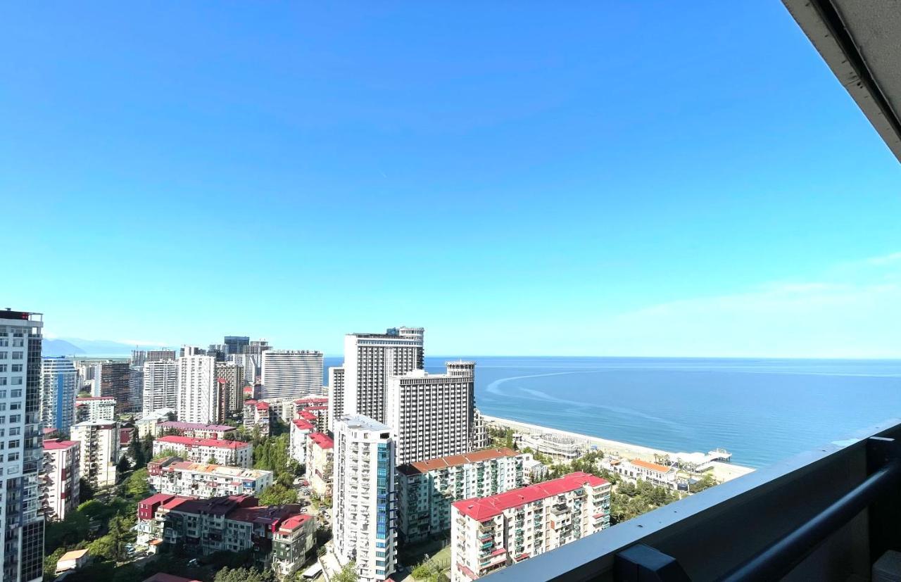 Sky Apartments Batumi Exterior foto
