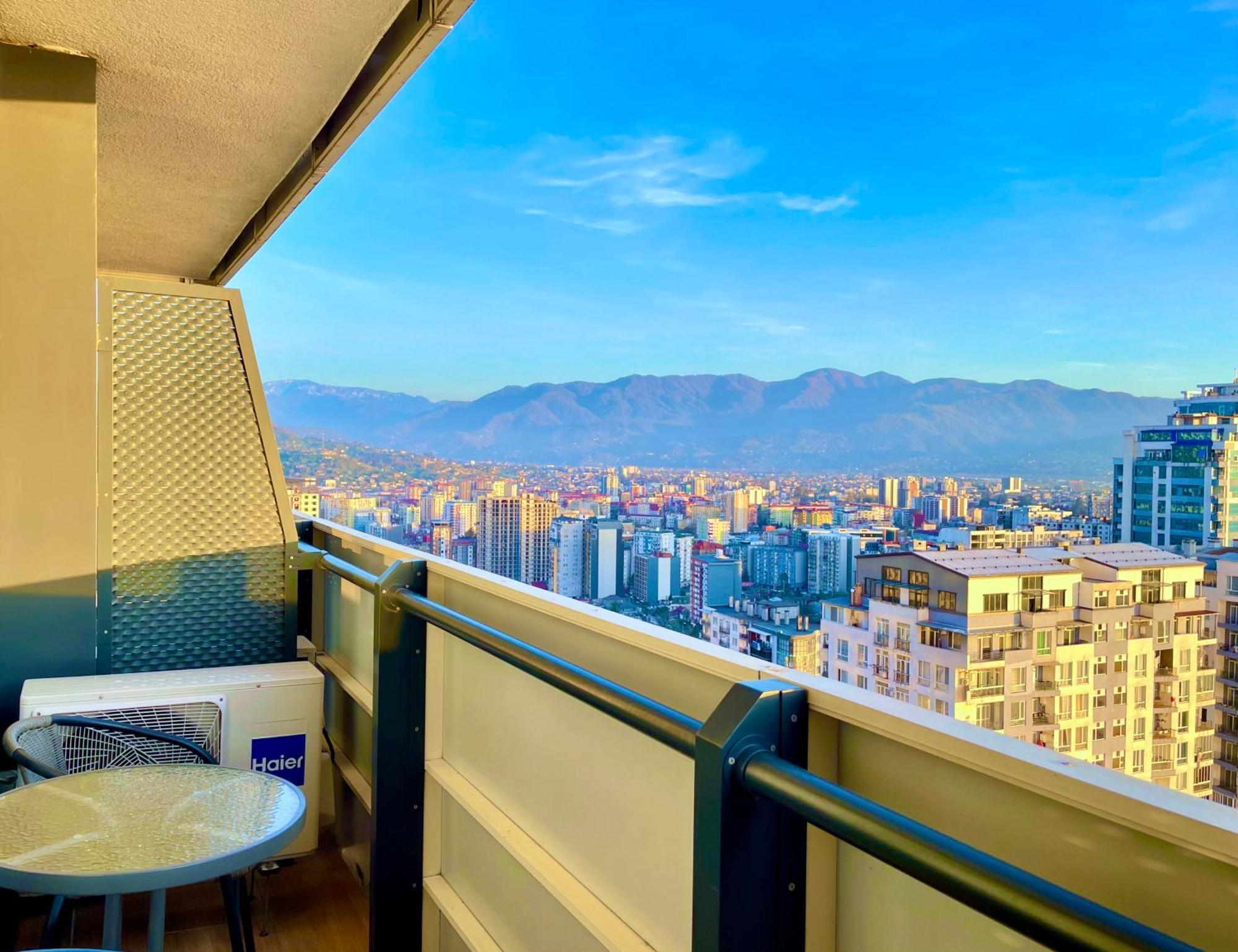 Sky Apartments Batumi Exterior foto